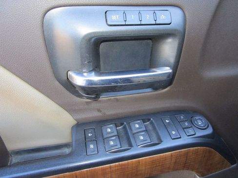 Used 2018 GMC Sierra 1500 SLT image 26