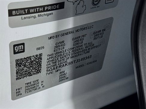 New 2026 Buick Enclave Preferred image 32