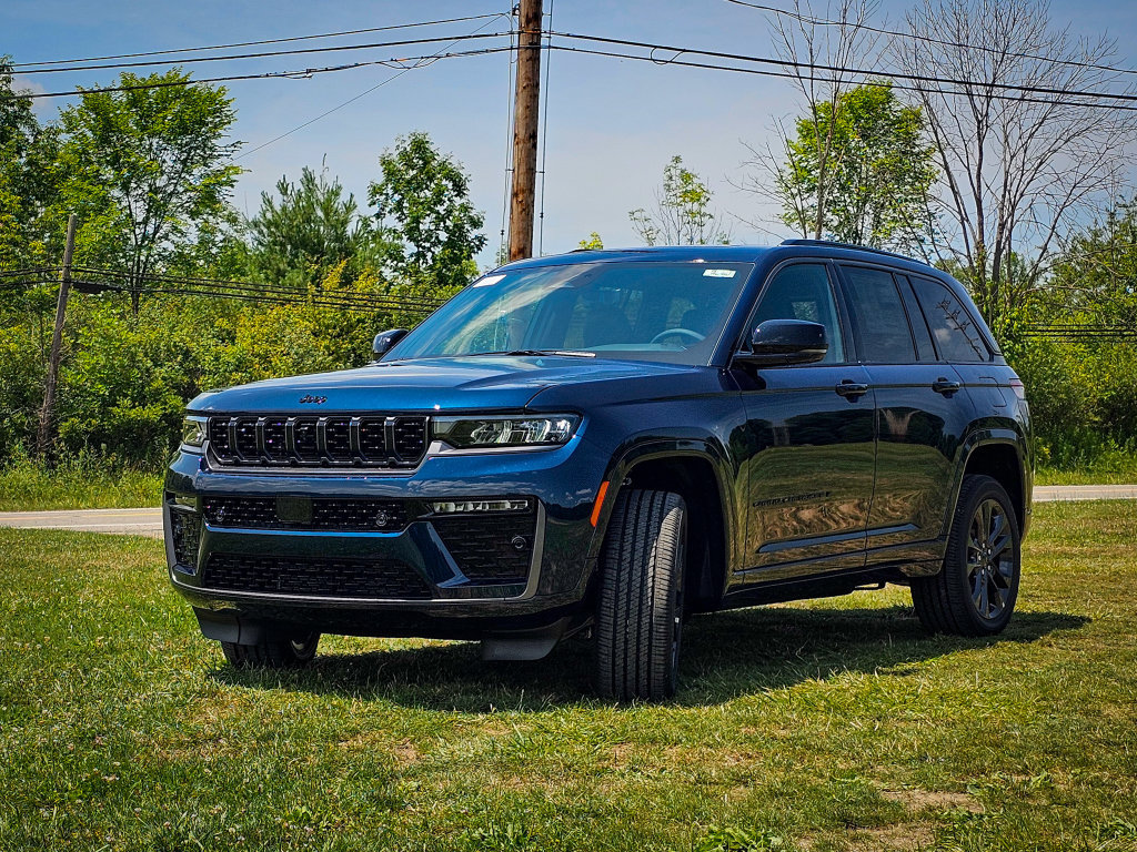 New 2026 Jeep Grand Cherokee Limited AWD/4WD image 7