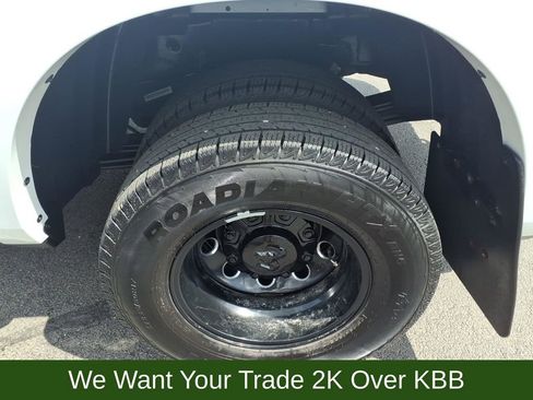 Used 2025 RAM 3500 Limited AWD/4WD image 17