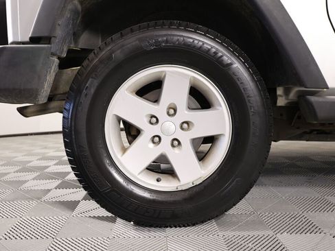 Used 2011 Jeep Wrangler Sport AWD/4WD image 7