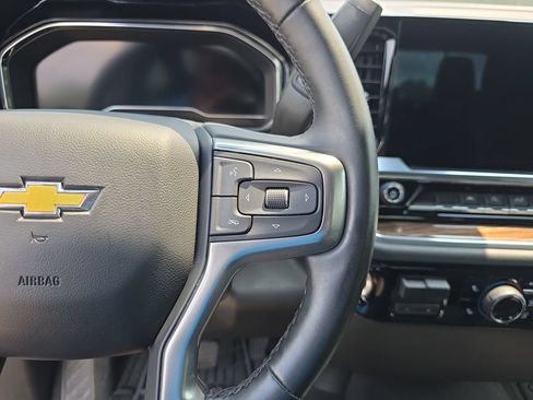 Used 2025 Chevrolet Silverado 1500 LT AWD/4WD image 20