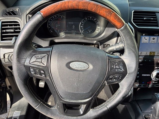 Used 2019 Ford Explorer Platinum AWD/4WD image 21