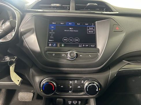 Used 2023 Chevrolet TrailBlazer LS FWD image 22