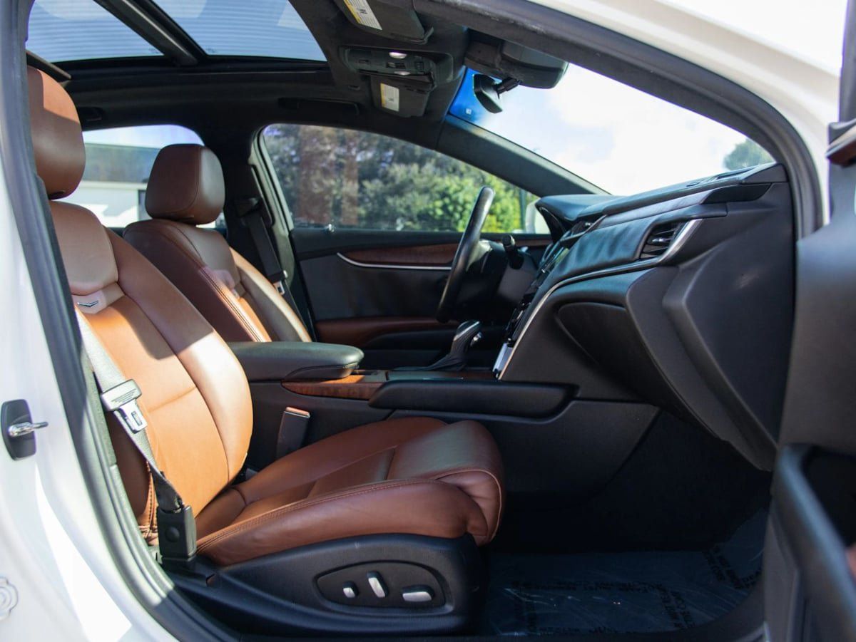 Used 2015 Cadillac XTS Luxury w/ Driver Awareness Package FWD image 33