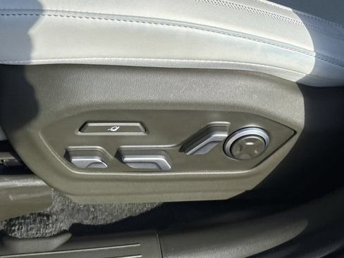 Used 2025 Hyundai Santa Fe Calligraphy FWD image 20