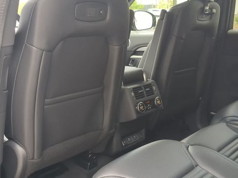 New 2026 Land Rover Discovery Dynamic SE AWD/4WD image 19