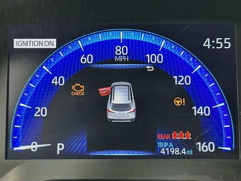 Used 2022 Toyota Corolla Cross XLE w/ Convenience Package FWD image 12