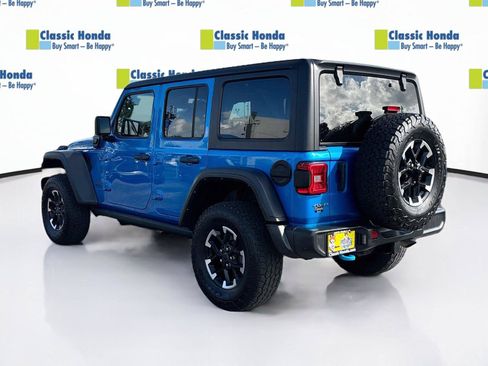 Used 2024 Jeep Wrangler Unlimited Rubicon 4xe AWD/4WD image 5