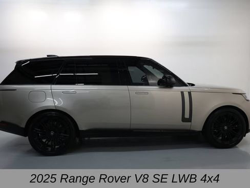 Used 2025 Land Rover Range Rover Long Wheelbase SE AWD/4WD image 4