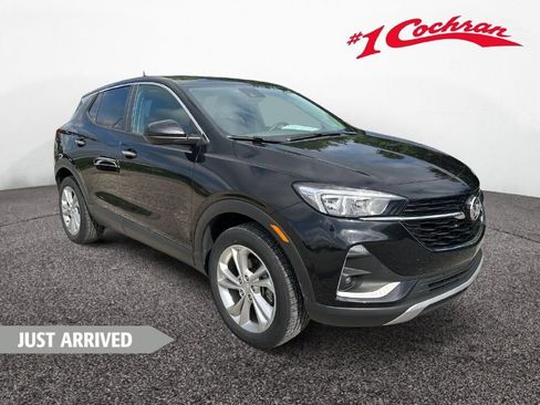 Used 2023 Buick Encore GX Preferred w/ Cold Weather Comfort Package AWD/4WD image 1