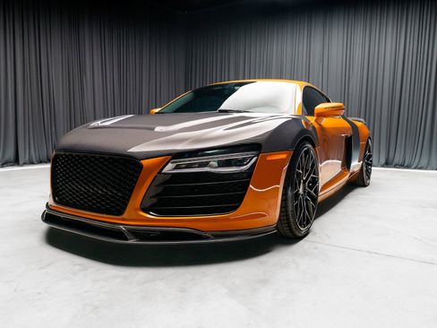 Used 2014 Audi R8 V8 w/ Ceramic Brake Package image 22