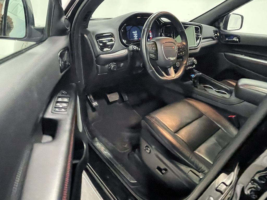 Used 2025 Dodge Durango R/T AWD/4WD image 3
