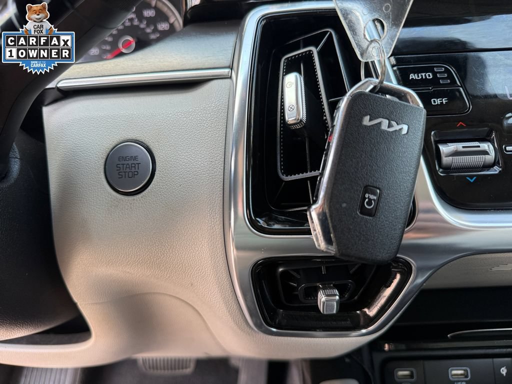 Used 2022 Kia Sorento SX AWD/4WD image 29