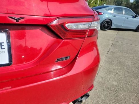 Certified 2020 Toyota Camry XSE FWD image 10