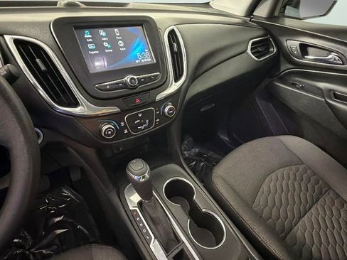 Certified 2018 Chevrolet Equinox LT FWD image 19