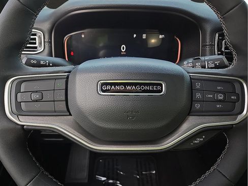 Used 2026 Jeep Grand Wagoneer Limited w/ Premium Group II AWD/4WD image 38