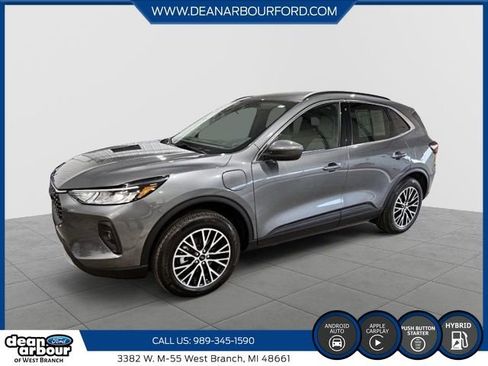 Certified 2025 Ford Escape SE w/ Class II Trailer Tow Package FWD image 1