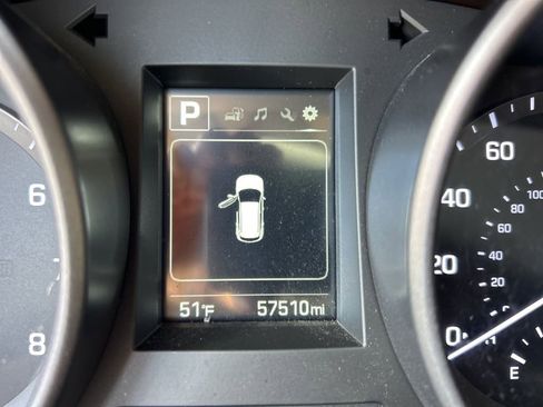 Used 2017 Hyundai Santa Fe Sport w/ Cargo Package image 9