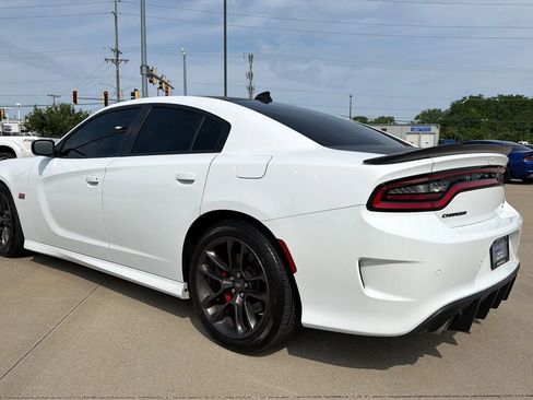 Used 2021 Dodge Charger Scat Pack w/ Plus Group RWD image 12
