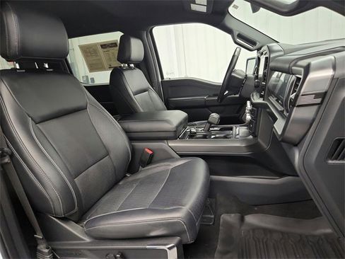 Used 2024 Ford F150 Lariat image 31