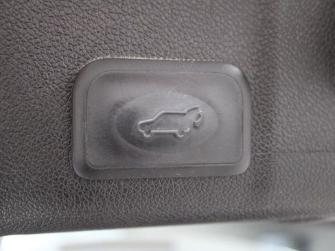 Used 2012 GMC Acadia SLT FWD image 14