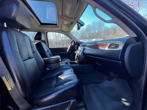 Used 2007 Chevrolet Avalanche LT w/ LT Preferred Equipment Group image 13