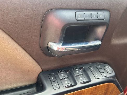 Used 2018 GMC Sierra 1500 SLT w/ Texas SLT Premium Package image 9