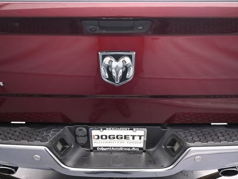 Used 2018 RAM 1500 Lone Star image 12