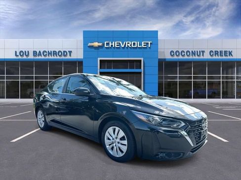 Used 2024 Nissan Sentra S FWD image 1