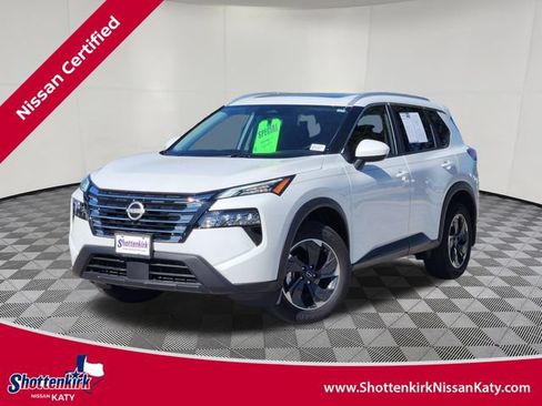 New 2025 Nissan Rogue SV w/ SV Premium Package FWD image 1