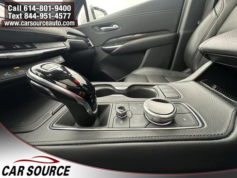 Used 2023 Cadillac XT4 Sport image 16