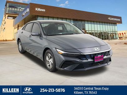 Used 2025 Hyundai Elantra SE w/ Cargo Package