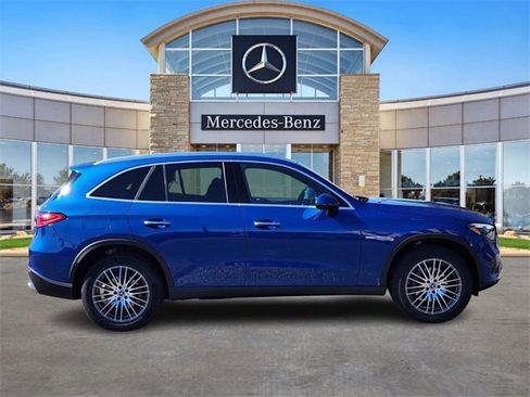 New 2026 Mercedes-Benz GLC 300 4MATIC image 5