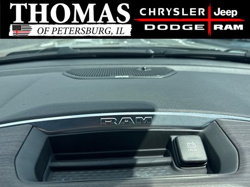 Used 2026 RAM 1500 Laramie AWD/4WD image 18