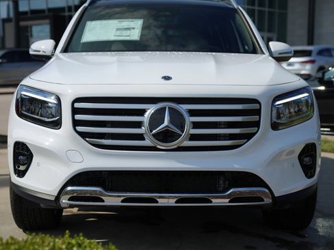 Certified 2026 Mercedes-Benz GLB 250 4MATIC image 11