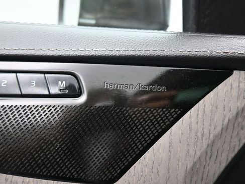 Used 2021 Volvo XC90 T6 Inscription image 11