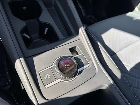 New 2026 Volkswagen Tiguan SE image 26