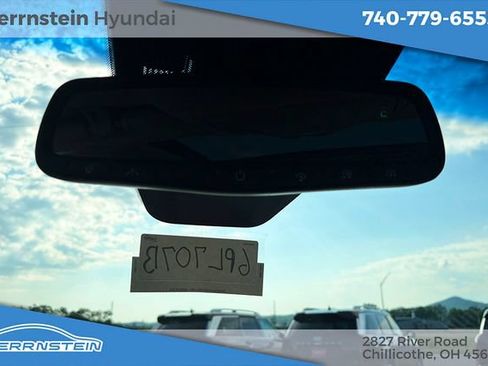 Used 2017 Hyundai Santa Fe Sport w/ 2.0T Ultimate Tech Package 05 AWD/4WD image 23