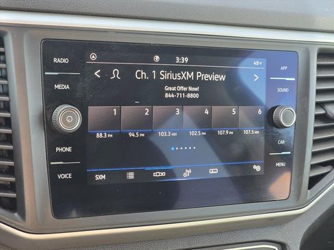 Used 2021 Volkswagen Atlas SE w/ Panoramic Sunroof Package image 4