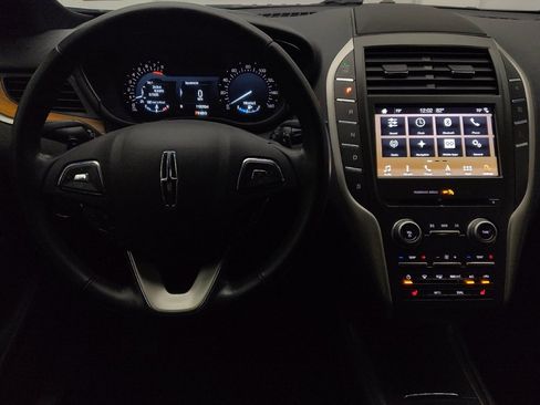 Used 2017 Lincoln MKC Select w/ Select Plus Package FWD image 22