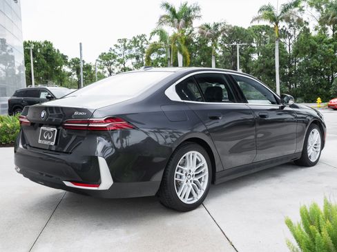 Used 2024 BMW 530i RWD image 27