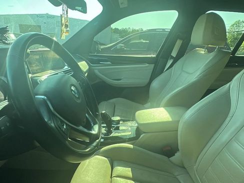 Used 2019 BMW X3 xDrive30i w/ Premium Package image 3