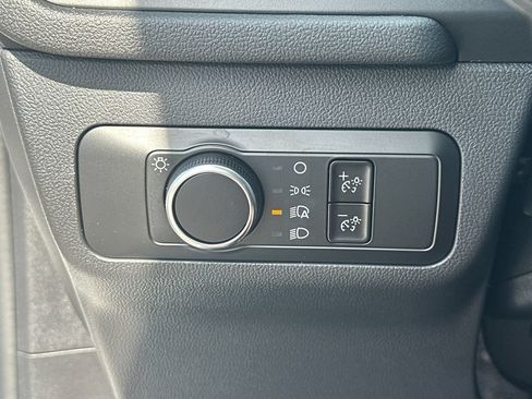 Certified 2025 Ford Escape Active FWD image 33