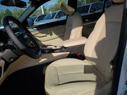 New 2025 Jeep Grand Cherokee Limited w/ Luxury Tech Group II image 16