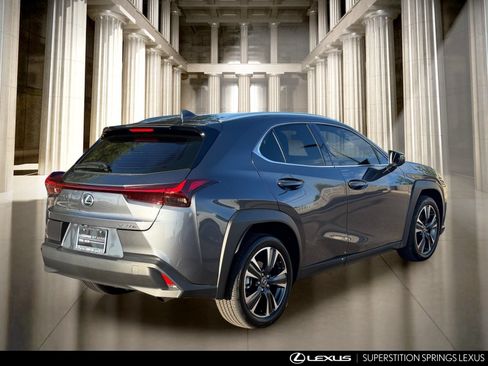 Used 2026 Lexus UX 300h FWD image 7