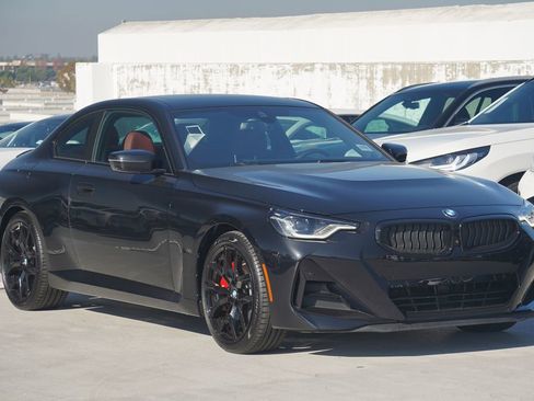 Used 2025 BMW 230i xDrive Coupe w/ M Sport Package AWD/4WD image 3