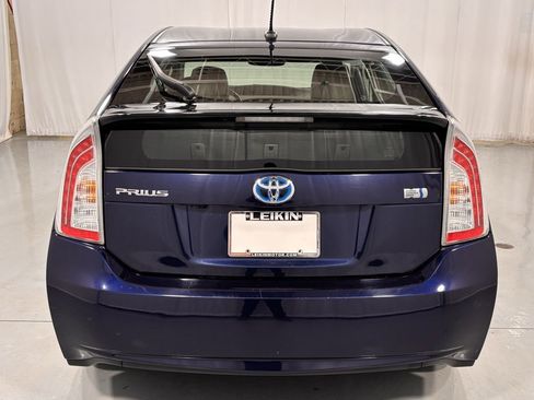 Used 2015 Toyota Prius One image 2