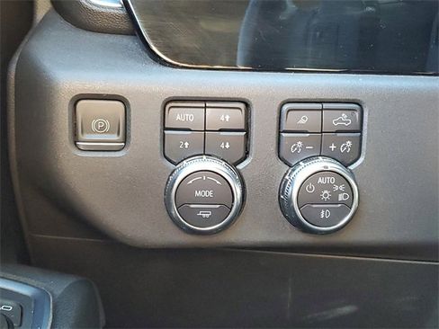 Used 2023 GMC Sierra 1500 SLT w/ SLT Premium Package image 20