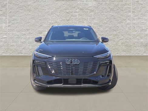 New 2027 Audi Q6 e-tron Premium Plus AWD/4WD image 2